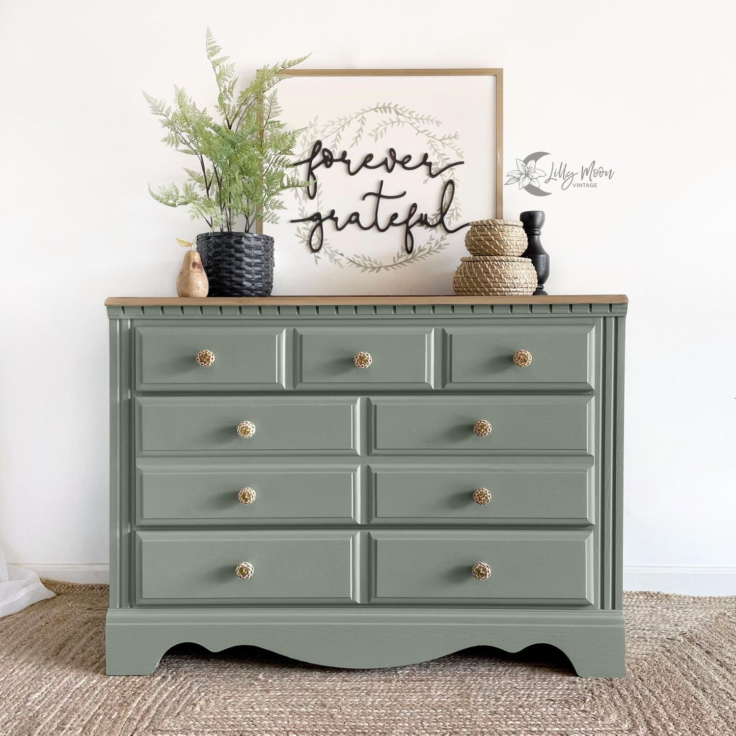 Opulent- Magnolia Garden